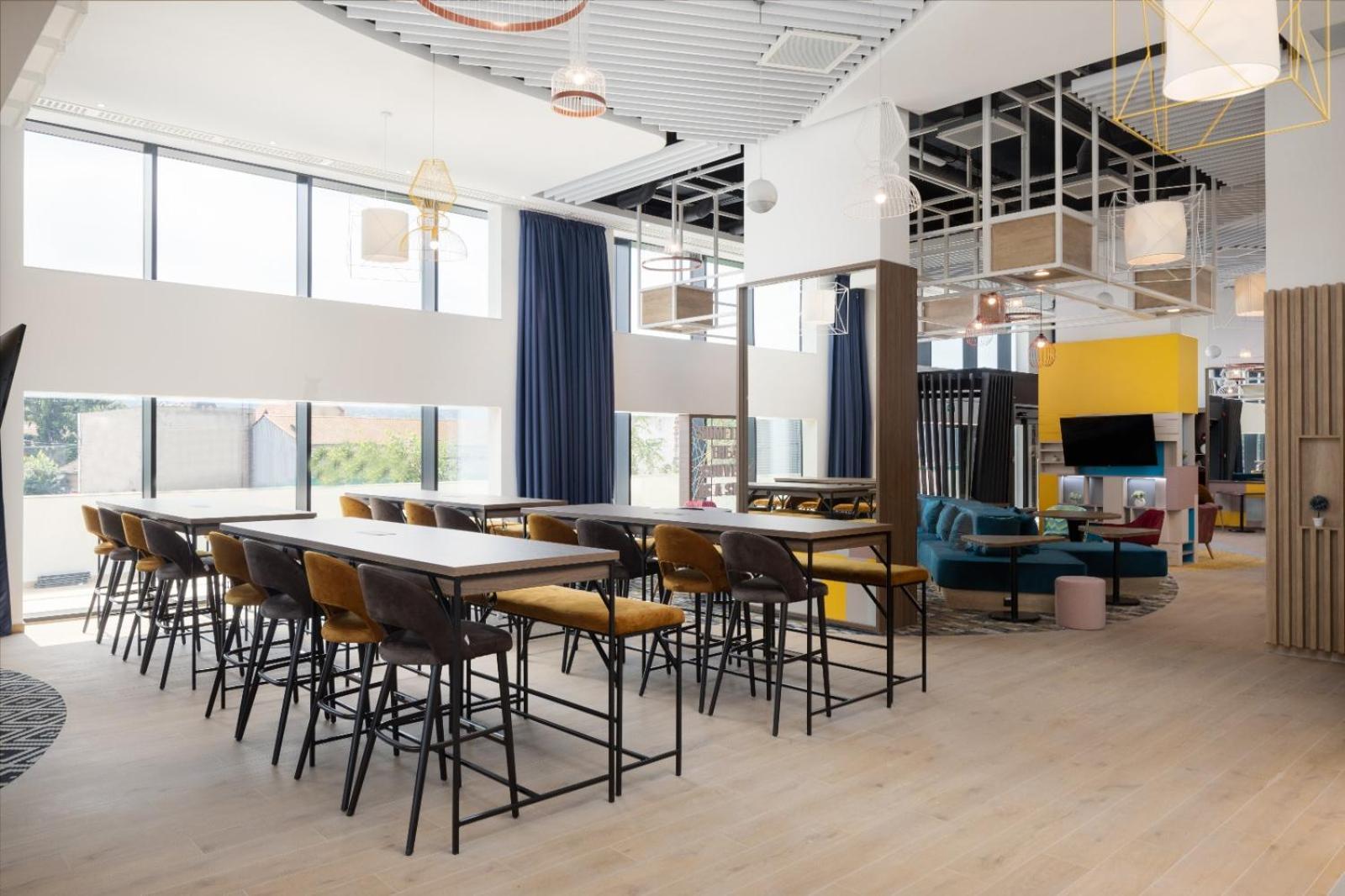 Hampton By Hilton Târgu-Mureş Zewnętrze zdjęcie